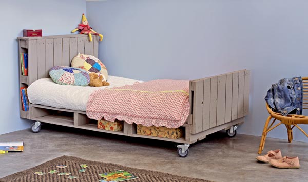 DIY : un lit pour enfant en palette