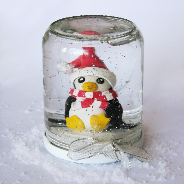 Faire une boule à neige pour Noël - Toutes les explications ici