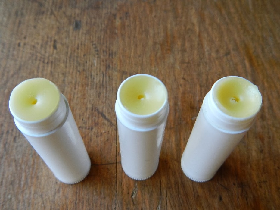 DIY Comment faire un baume à lèvres à la cire d'abeille