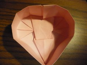 origami boite coeur 48