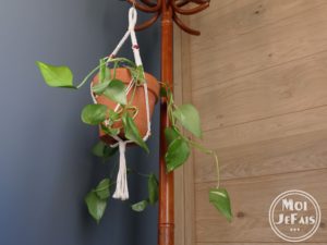 comment faire une suspension pour plante en macramé