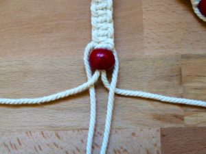 supsension pour plante macramé et perles