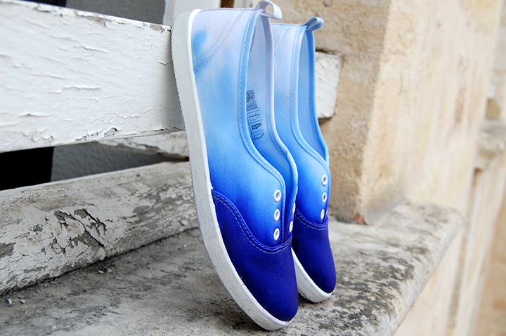 un dégradé sur des chaussures