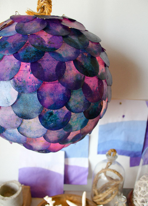 DIY Une lampe à écailles de poisson