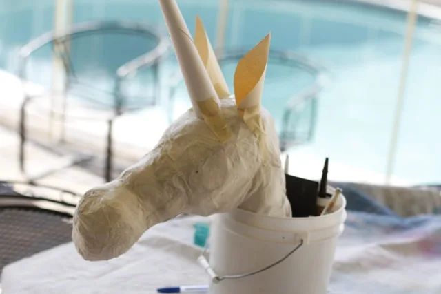 licorne papier maché 16