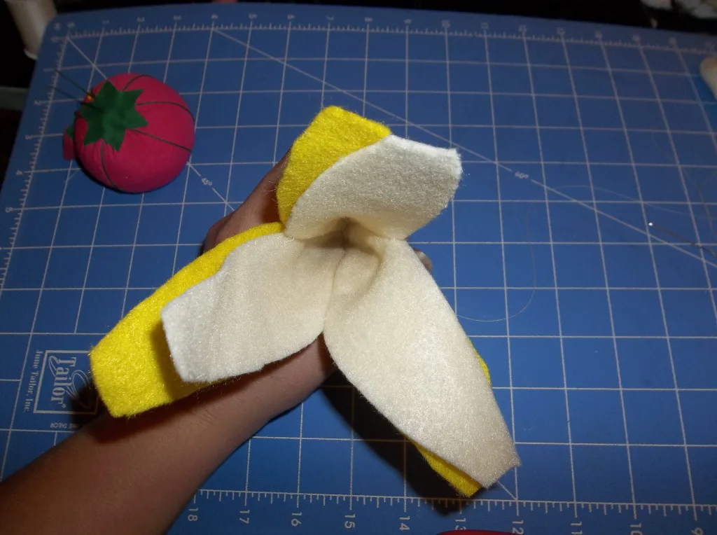 fruit banane en feutrine diy