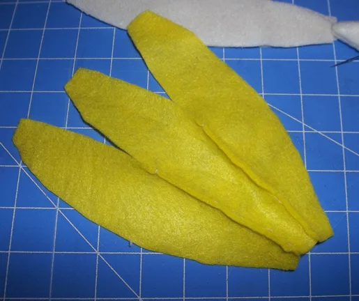 réaliser une banane en feutrine