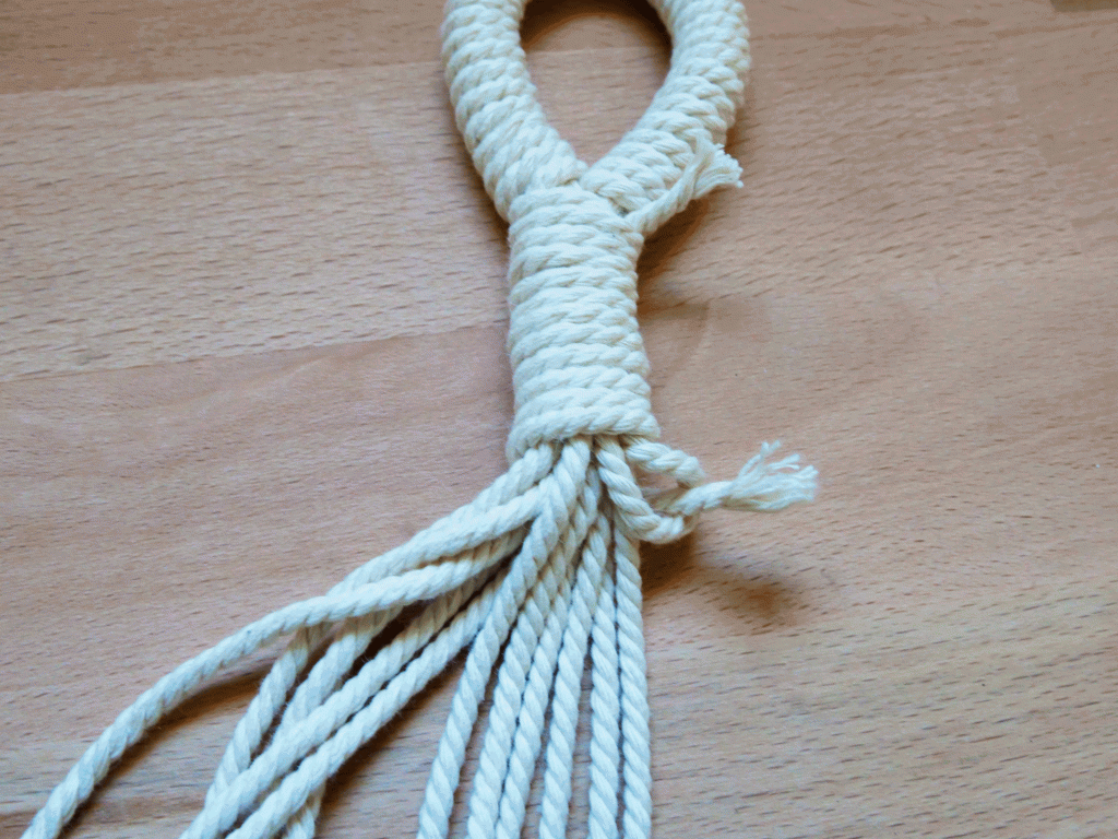 suspension-pour-plante-en-macramé-facile