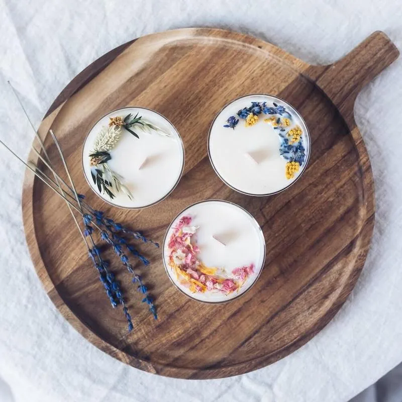 faire une bougie avec fleurs séchées