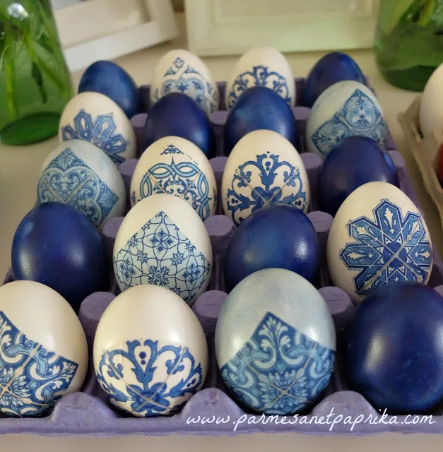 oeufs de paque serviette en papier