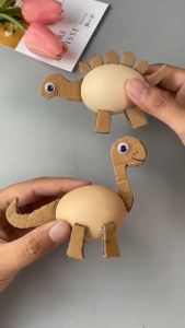 oeufs de paques dinosaure