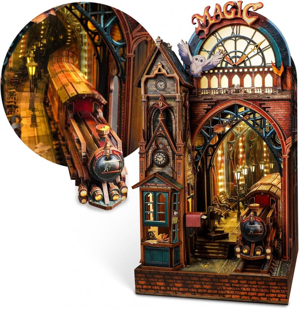 book nook train